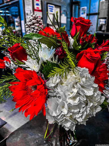 Grocery Store «H-E-B Grocery», reviews and photos, 407 S Adams St, Fredericksburg, TX 78624, USA