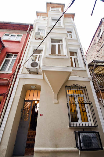 Istanbul Apartments