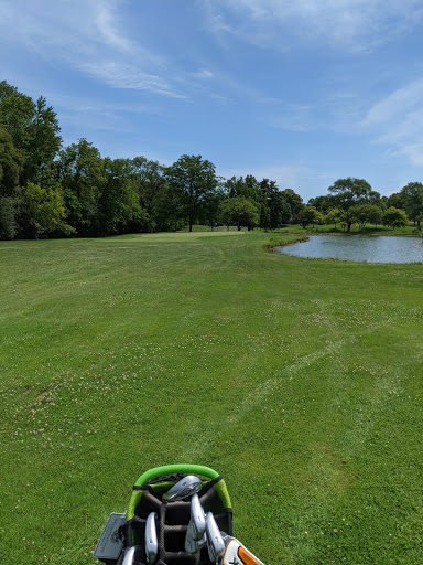 Golf Course «Greenshire Golf Course», reviews and photos, 38727 N Lewis Ave, Waukegan, IL 60085, USA