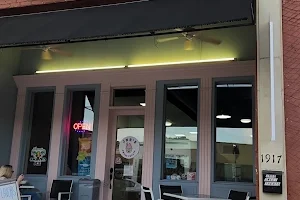 JNR's Pizza and Ice Cream Shop image