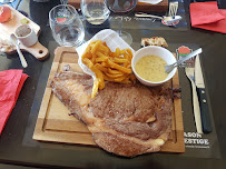 Steak du Restaurant français L'Adéquate à Saint-Hilaire-Bonneval - n°1