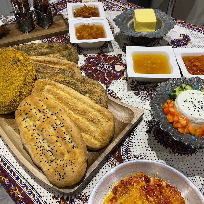 Homa (Homemade Persian Jam & Bread)
