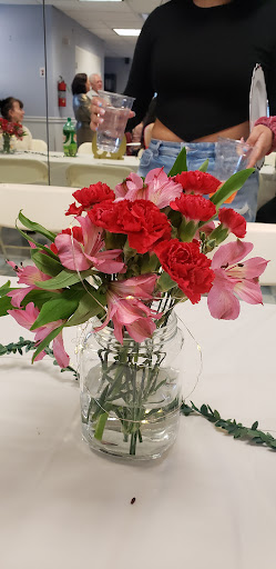 Shopping Mall «Washington Bridge Plaza», reviews and photos, 2151 Lemoine Ave, Fort Lee, NJ 07024, USA