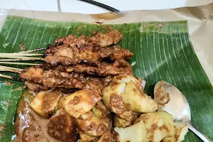 Sate Ayam Madura Cak Soni image