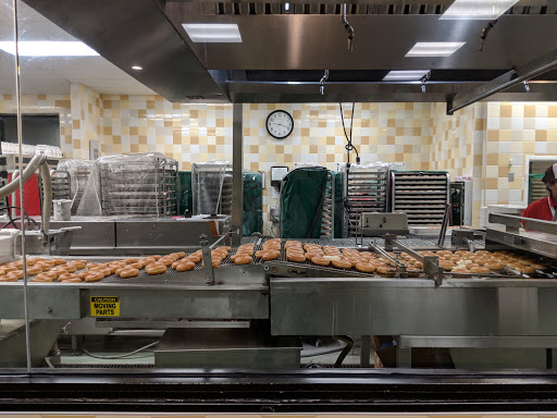 Bakery «Krispy Kreme Doughnuts», reviews and photos, 2146 Leghorn St, Mountain View, CA 94043, USA