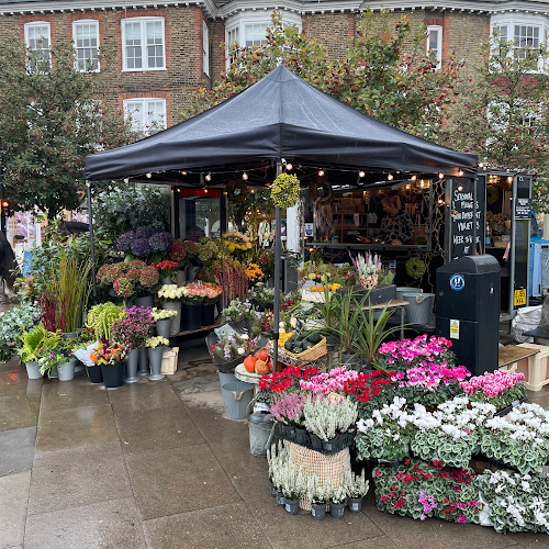 THE STAND Flowers Pitch, 2 High St, London SW19 5BY, United Kingdom
