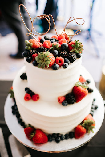 Wedding Bakery «elé Cake Co.», reviews and photos, 810 E Dixie Dr, Dayton, OH 45449, USA