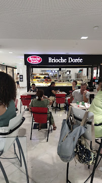 Atmosphère du Restaurant servant le petit-déjeuner Brioche Dorée à Nice - n°9