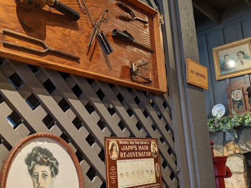 American Restaurant «Cracker Barrel Old Country Store», reviews and photos, 2140 Mana Ct, Rock Hill, SC 29730, USA