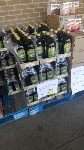 Grocery Store «Fort Campbell Commissary», reviews and photos, 2606 Indiana Ave, Fort Campbell, TN 42223, USA