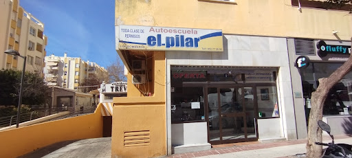 Autoescuela Marbella/ El Pilar (Online y Presencial) en Marbella provincia Málaga