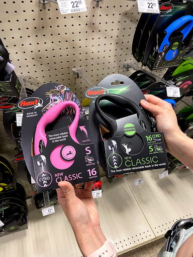 Pet Supply Store «PetSmart», reviews and photos, 1521 Golden Gate Plaza, Mayfield Heights, OH 44124, USA