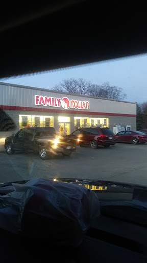 Dollar Store «FAMILY DOLLAR», reviews and photos, 717 E Main St, Fennville, MI 49408, USA