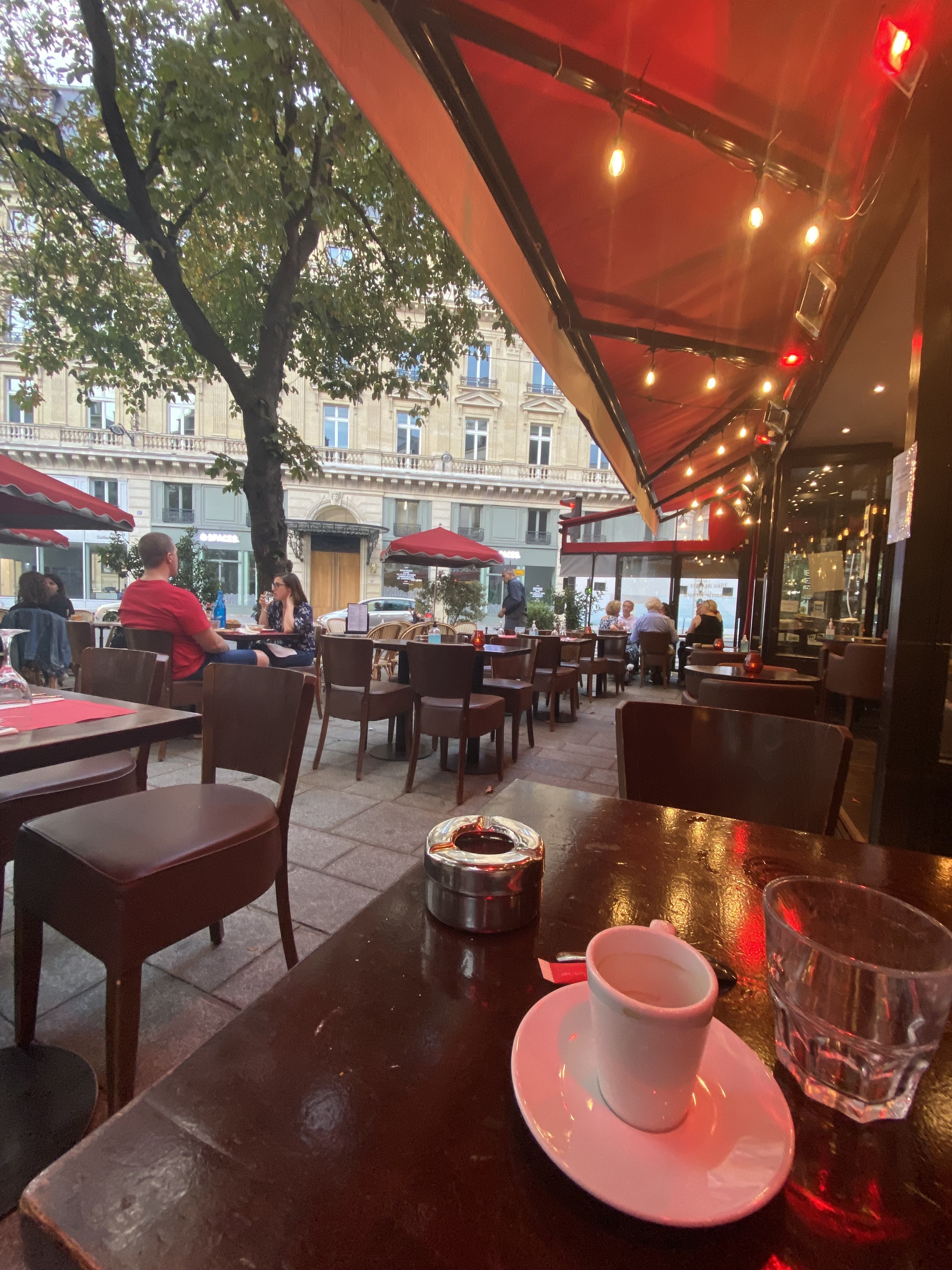 Photo n° 1 de l'avis de Streetmoodparis. fait le 05/09/2021 à 17:53
