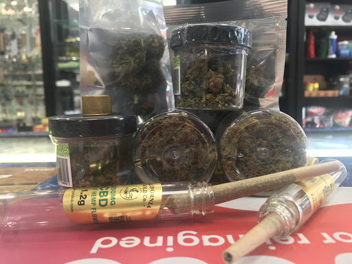 Tobacco Shop «Smoke shop», reviews and photos, 34 Nassau Blvd, Garden City, NY 11530, USA