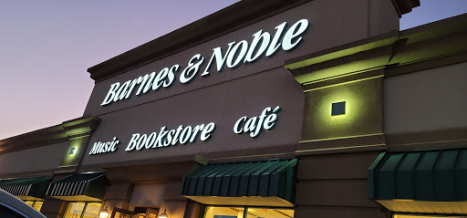 Book Store «Barnes & Noble», reviews and photos, 735 Haywood Rd, Greenville, SC 29607, USA