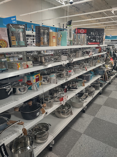 Clothing Store «Ross Dress for Less», reviews and photos, 13510 Whittier Blvd, Whittier, CA 90605, USA