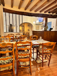 Atmosphère du Restaurant français Au Vieux Marly à Marly-le-Roi - n°2