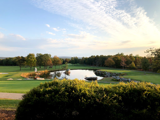 Golf Shop «Eagle Rock Golf Clubhouse & Pro Shop», reviews and photos, 191 Turnberry Ln, Hazle Township, PA 18202, USA