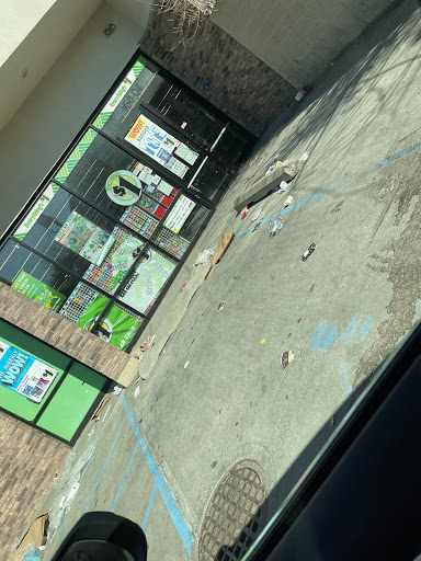 Dollar Store «Dollar Tree», reviews and photos, 15004 115th Dr, Jamaica, NY 11434, USA