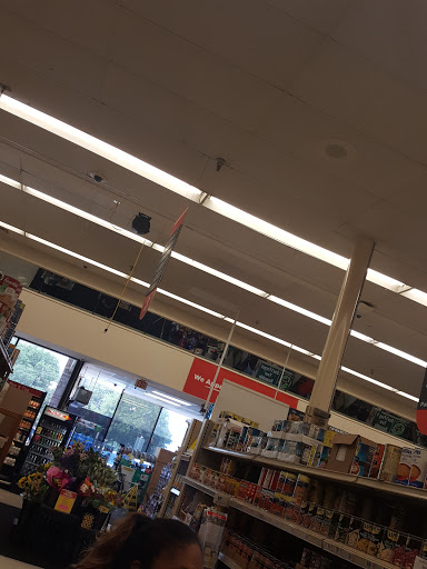 Grocery Store «H-E-B Grocery», reviews and photos, 200 W Hopkins St, San Marcos, TX 78666, USA