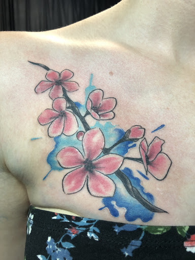 Explore black wolf tattoo ideas, creative tattoo ideas in Alamogordo, available at The Poison Frog Tattoo Studio