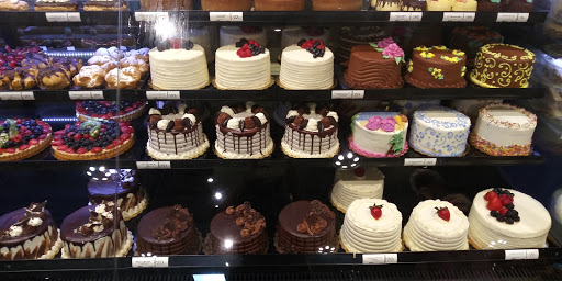 Grocery Store «Whole Foods Market», reviews and photos, 1815 E Victory Dr #101, Savannah, GA 31404, USA