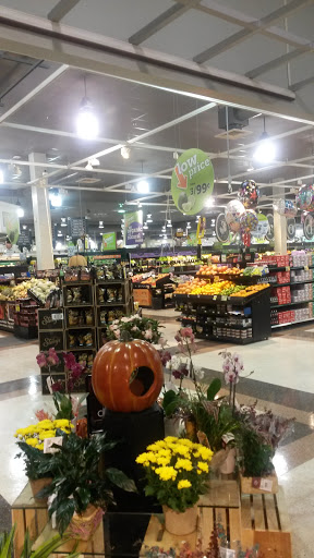 Grocery Store «Harris Teeter», reviews and photos, 500 Oberlin Rd, Raleigh, NC 27605, USA