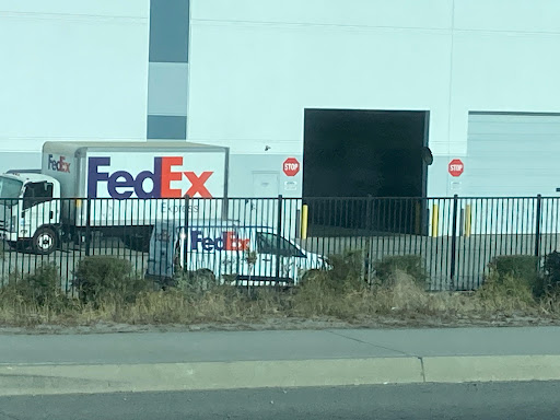 Print Shop «FedEx Office Print & Ship Center», reviews and photos, 6095 Magnolia Ave, Riverside, CA 92506, USA
