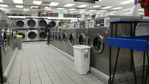 Laundromat «Family Wash Day», reviews and photos, 1415 Eastern Blvd, Essex, MD 21221, USA