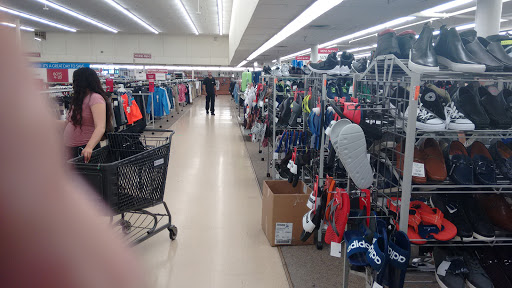 Clothing Store «Burlington Coat Factory», reviews and photos, 2035 S Robert St, West St Paul, MN 55118, USA