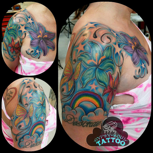 Tattoo Shop «Hazy Daze Tattoo Studio», reviews and photos, 2104 Strand St, Galveston, TX 77550, USA