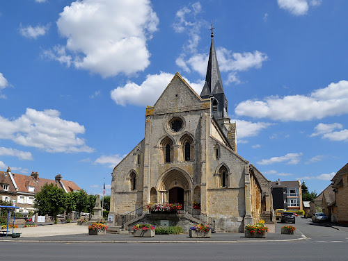 Église Saint-Sauveur à Le Hom