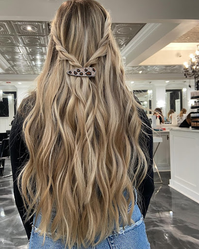 Hair Salon «Atelier Hair Salon», reviews and photos, 411 E Central Blvd, Orlando, FL 32801, USA