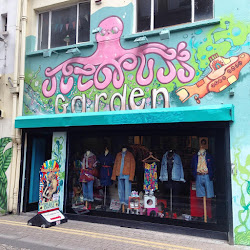 Octopus's Garden - Vintage Clothing, Records and CD's