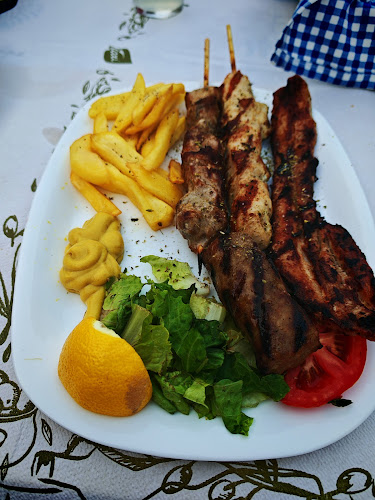 Αξιολογήσεις για το Fifty-fifty cafe restaurant στην Agios Georgios - Εστιατόριο