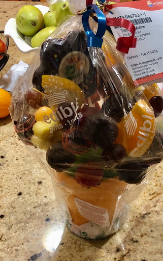 Gift Shop «Edible Arrangements», reviews and photos, 3600 E Landis Ave #9, Vineland, NJ 08361, USA