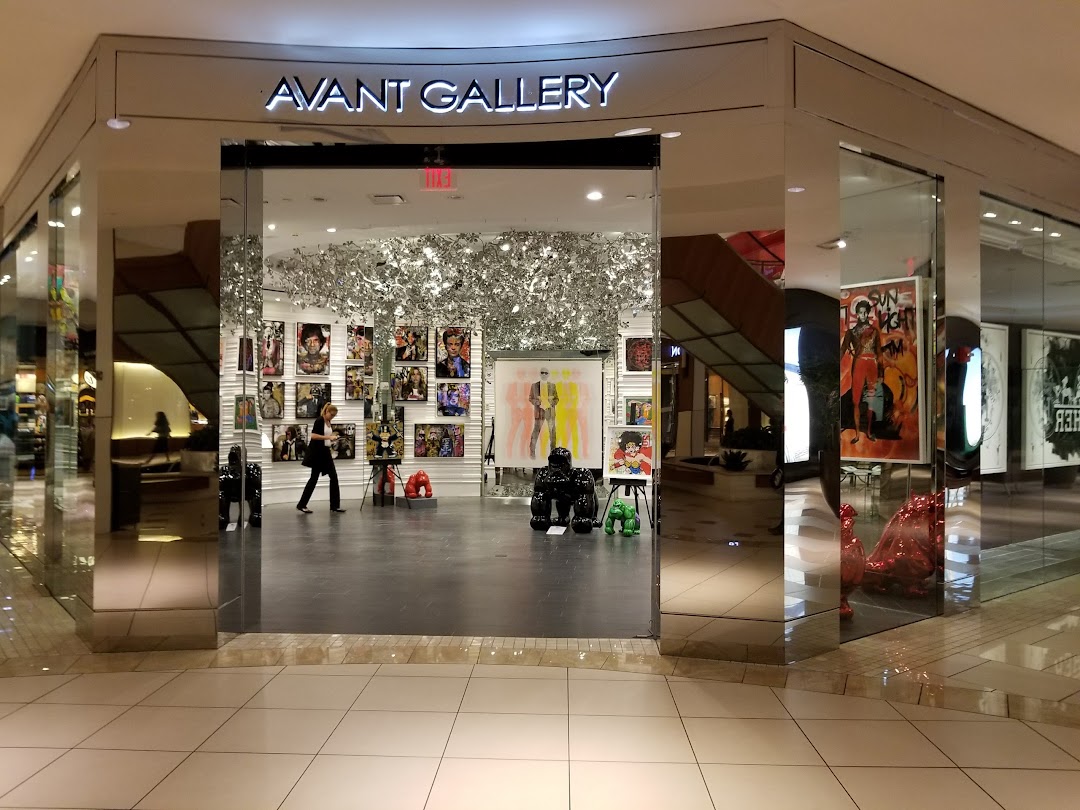 Avant Gallery