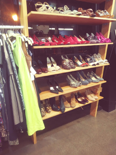 Thrift Store «RARE by Goodwill», reviews and photos, 411 W Broadway, Anaheim, CA 92805, USA