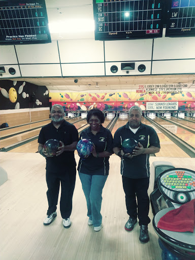 Bowling Alley «Homefield Bowl», reviews and photos, 938 Saw Mill River Rd, Yonkers, NY 10710, USA