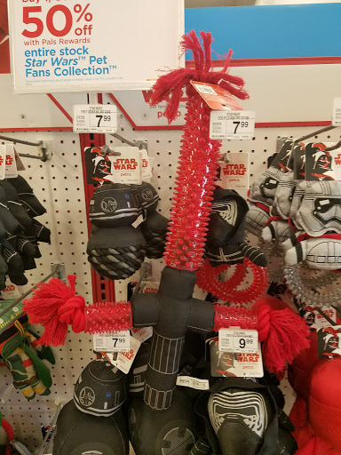 Pet Supply Store «Petco Animal Supplies», reviews and photos, 92 Cluff Crossing Rd, Salem, NH 03079, USA