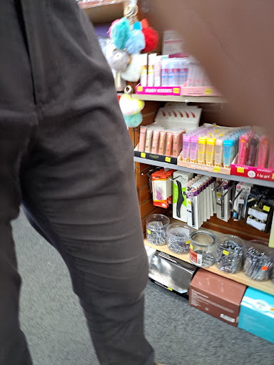 Cosmetics Store «J P Beauty Supply», reviews and photos, 1903 N Perry St, Pontiac, MI 48340, USA