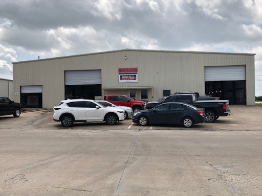 Auto Body Shop «Grimes Paint & Body», reviews and photos, 11804 N Profit Row, Forney, TX 75126, USA