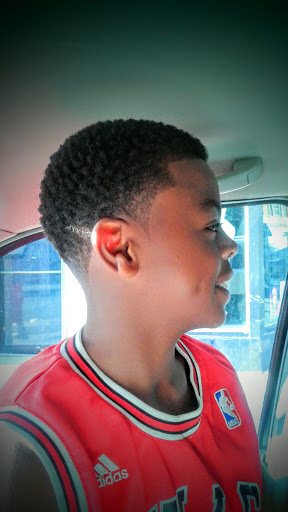 Beauty Supply Store «Cosmo Beauty», reviews and photos, 615 E 79th St, Chicago, IL 60619, USA