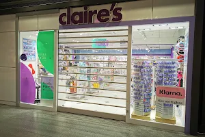 Claire's image