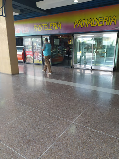 Centro Comercial Parque Aragua