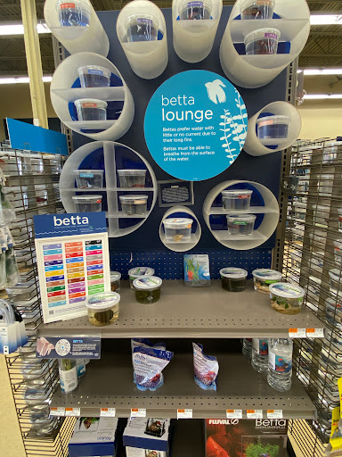 Pet Supply Store «Petco Animal Supplies», reviews and photos, 1412 S Main Chapel Way, Gambrills, MD 21054, USA