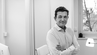 Vincent Renauld chirurgien plasticien à Poitiers à Poitiers