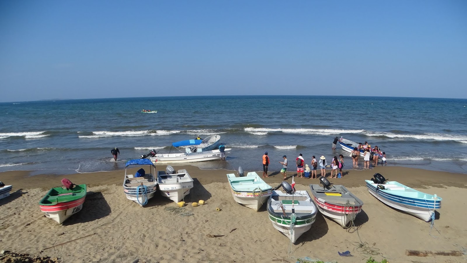 Foto de Playa El Arenal localizado em área natural