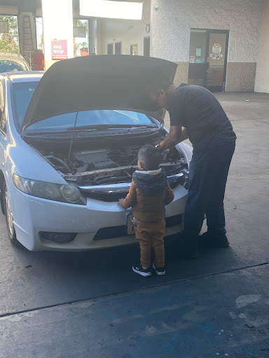 Auto Repair Shop «Speedy Auto Repair & Smog Check», reviews and photos, 2950 Kurtz St, San Diego, CA 92110, USA